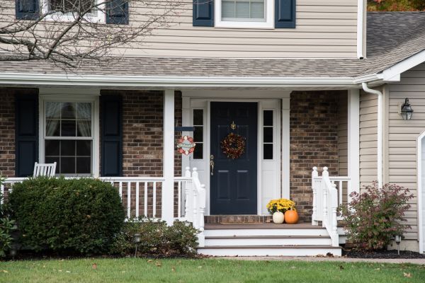 Cost of Front Deck Construction in Louisville